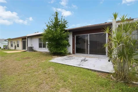 4004 42nd Avenue W Bradenton FL 34205