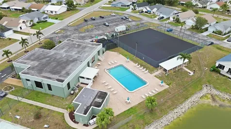 4004 42nd Avenue W Bradenton FL 34205