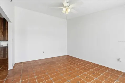 4004 42nd Avenue W Bradenton FL 34205