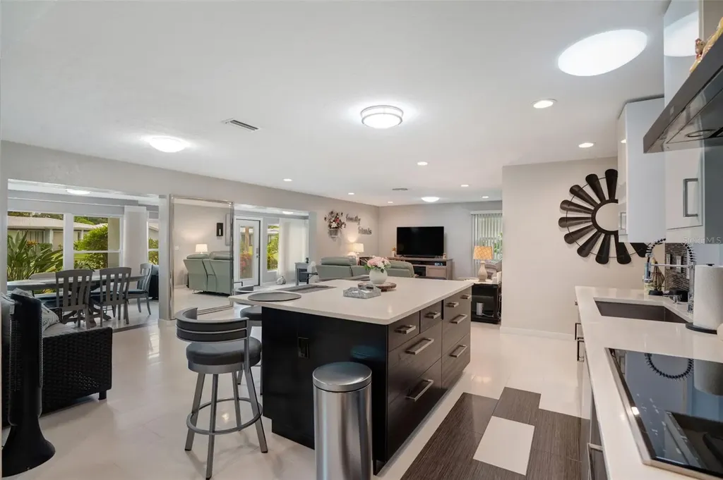 1315 Westport Lane Sarasota FL 34232