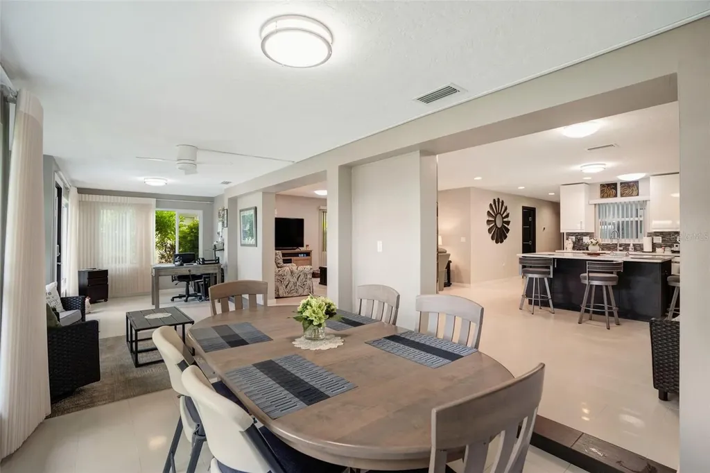 1315 Westport Lane Sarasota FL 34232