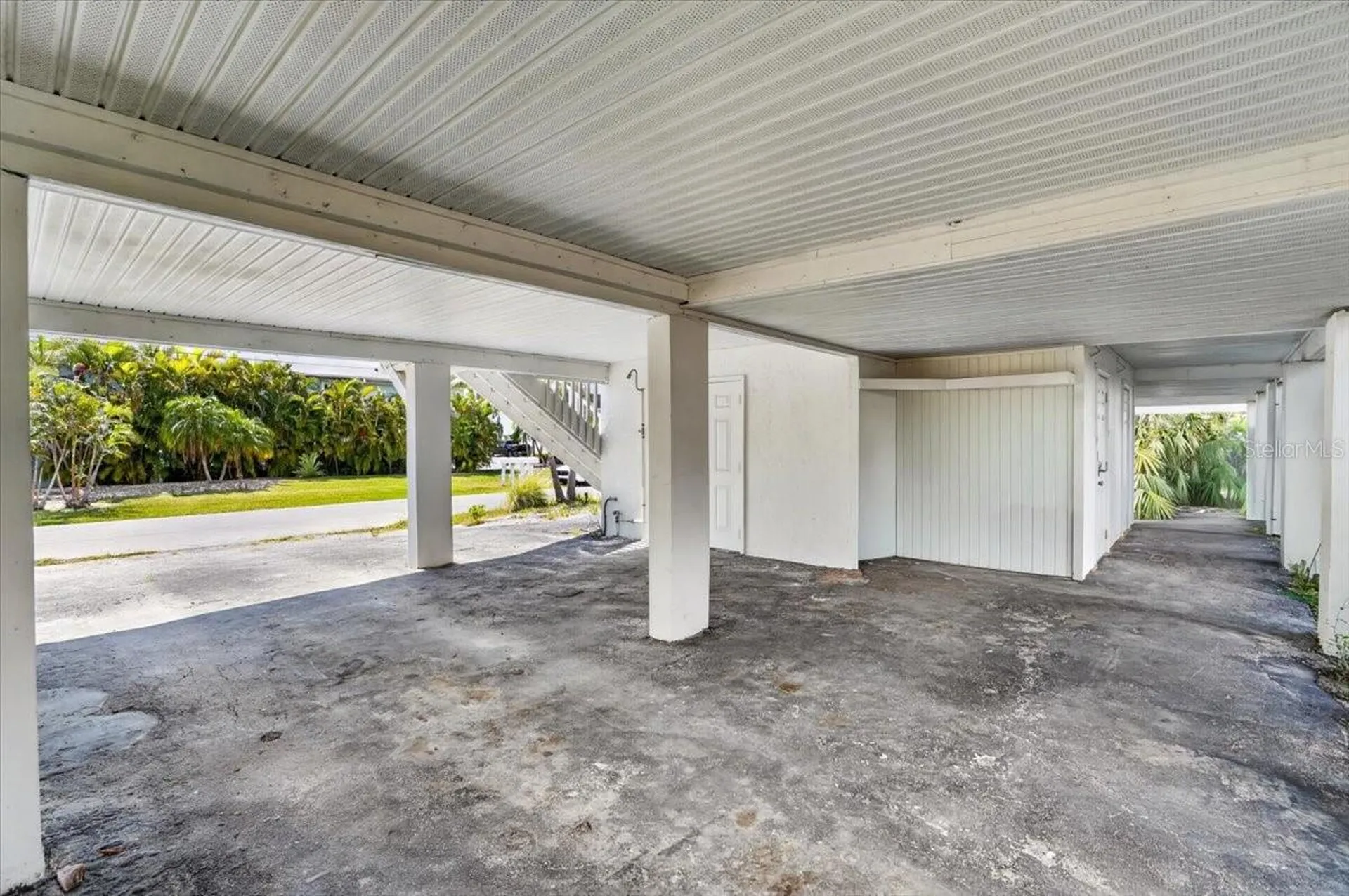3303 6th Avenue Holmes Beach FL 34217