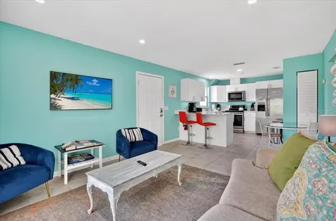 3303 6th Avenue Holmes Beach FL 34217