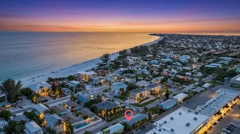 3303 6th Avenue Holmes Beach FL 34217