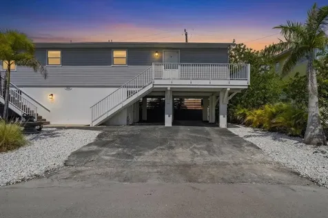 3303 6th Avenue Holmes Beach FL 34217
