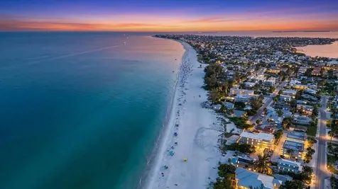 3303 6th Avenue Holmes Beach FL 34217