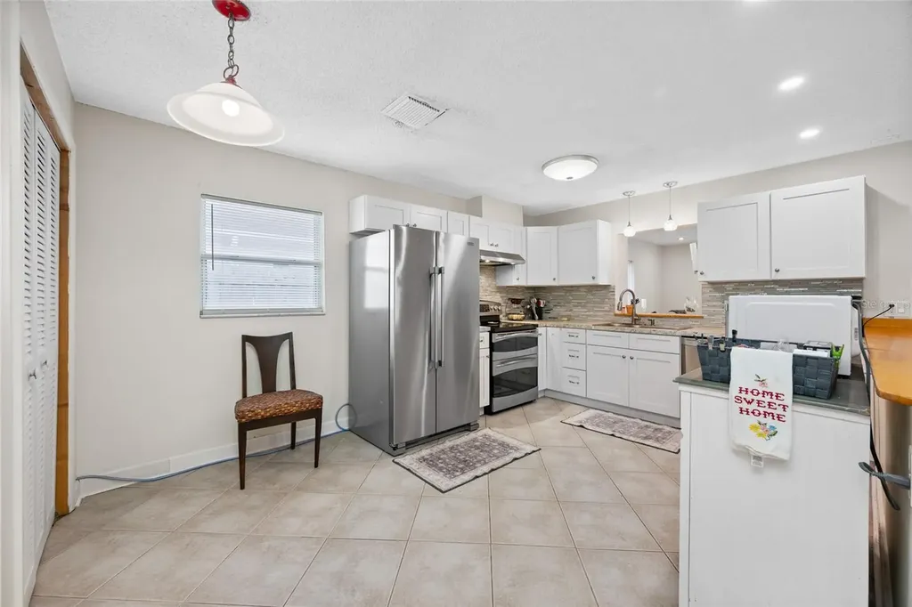 7128 64th Way N Pinellas Park FL 33781