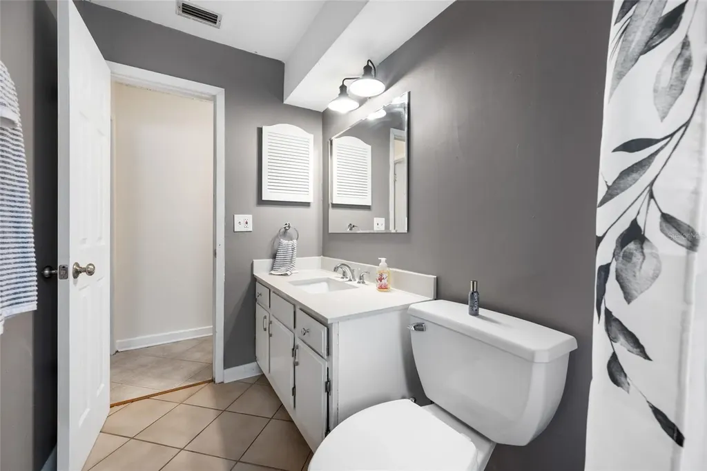 7128 64th Way N Pinellas Park FL 33781