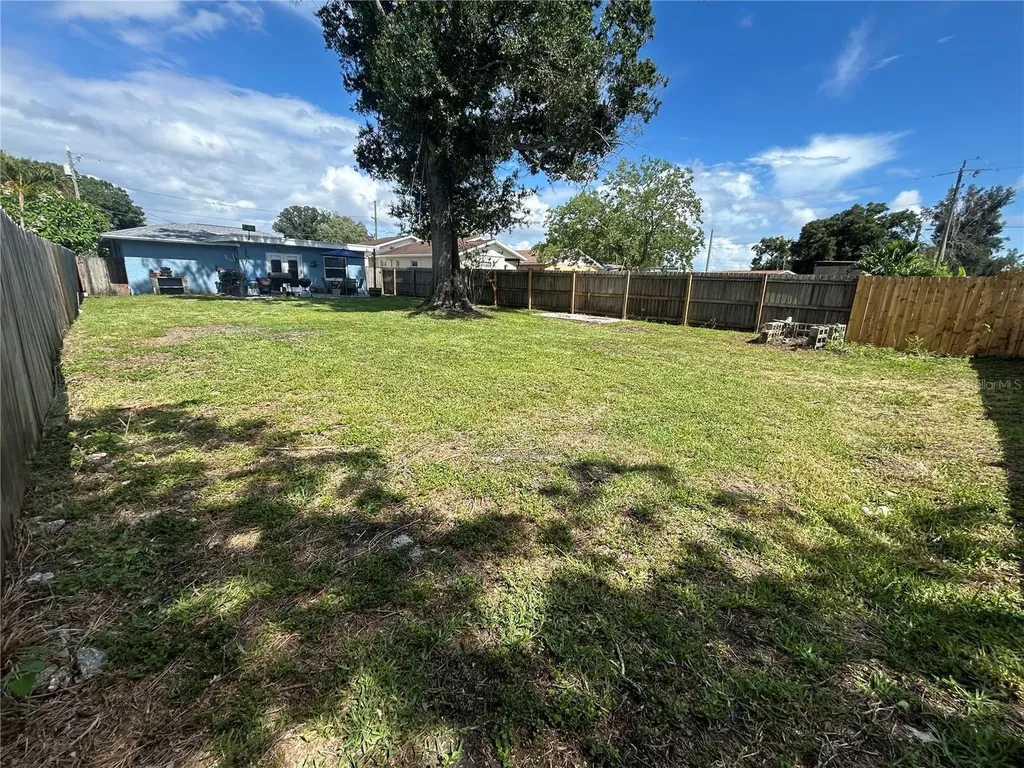 7128 64th Way N Pinellas Park FL 33781