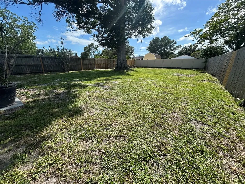 7128 64th Way N Pinellas Park FL 33781
