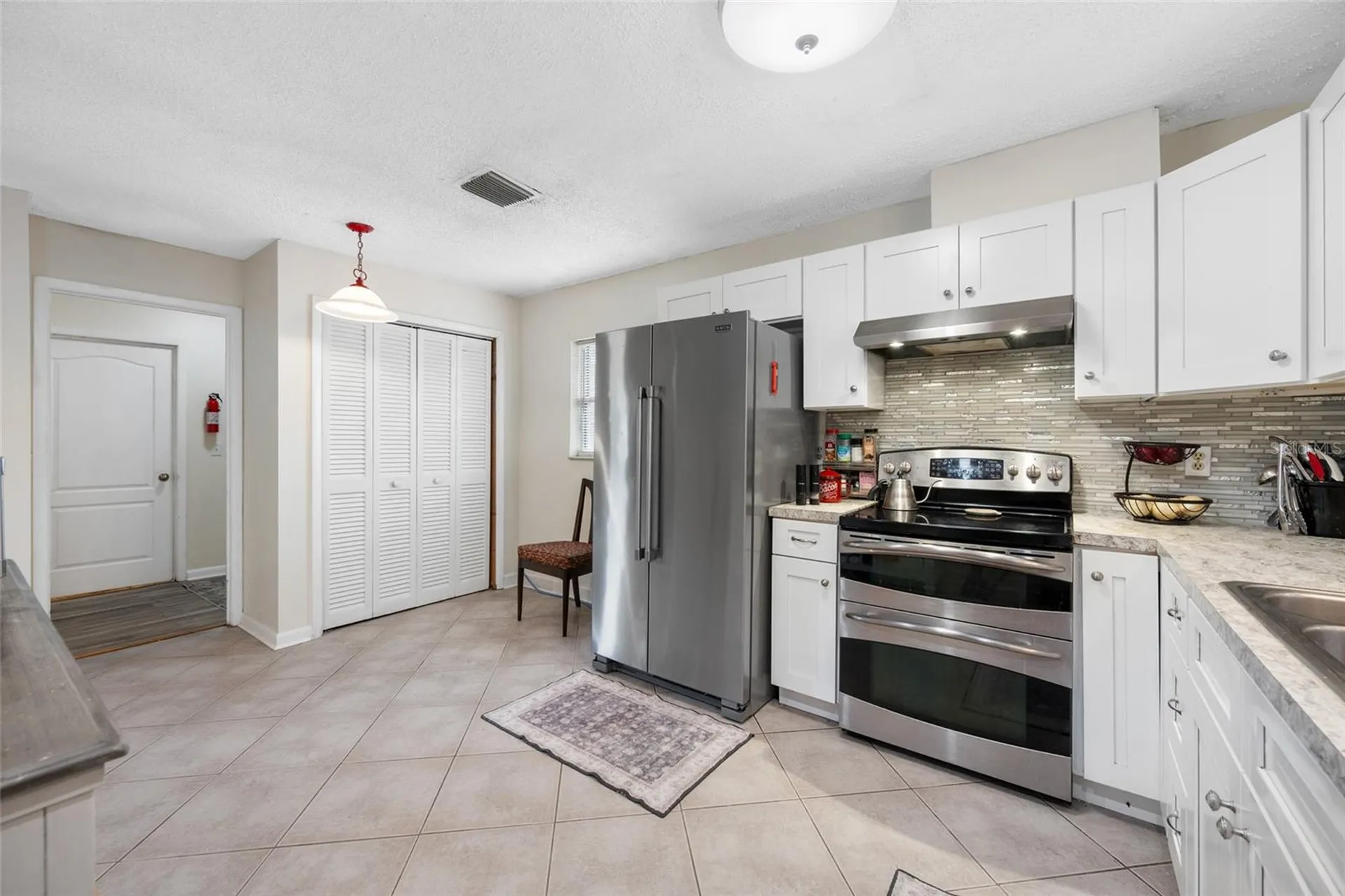 7128 64th Way N Pinellas Park FL 33781