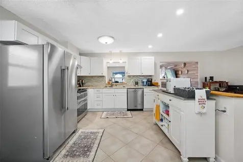 7128 64th Way N Pinellas Park FL 33781