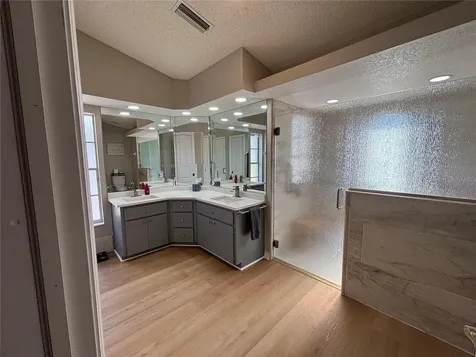 18561 Winding Oaks Boulevard Hudson FL 34667