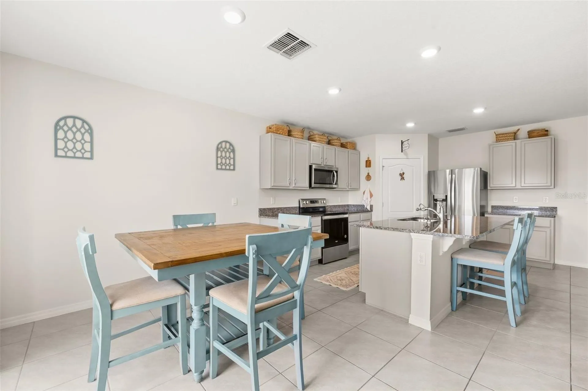1273 Red Hill Road Davenport FL 33837