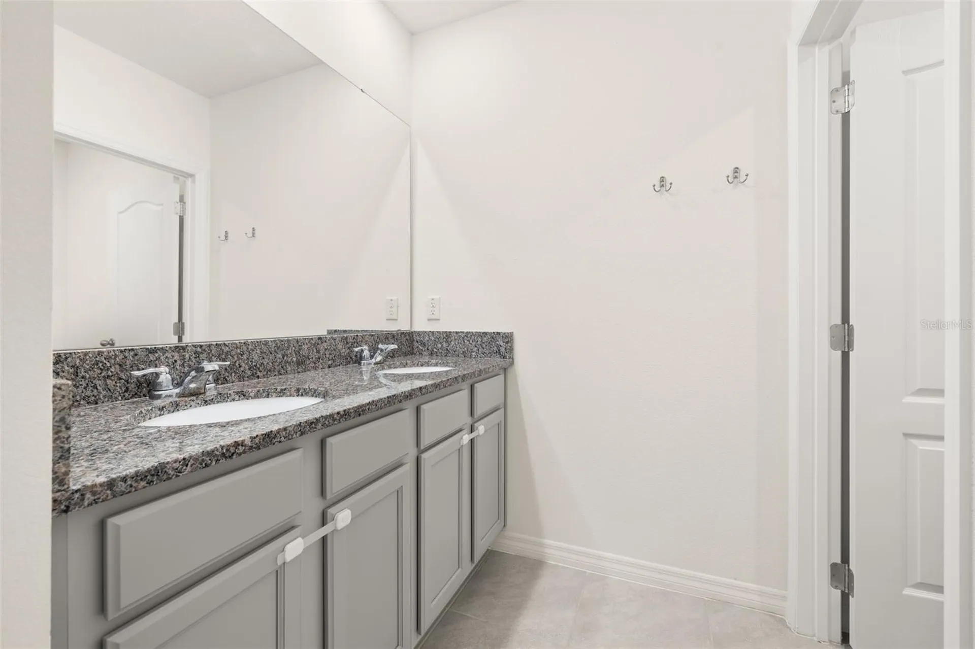 1273 Red Hill Road Davenport FL 33837