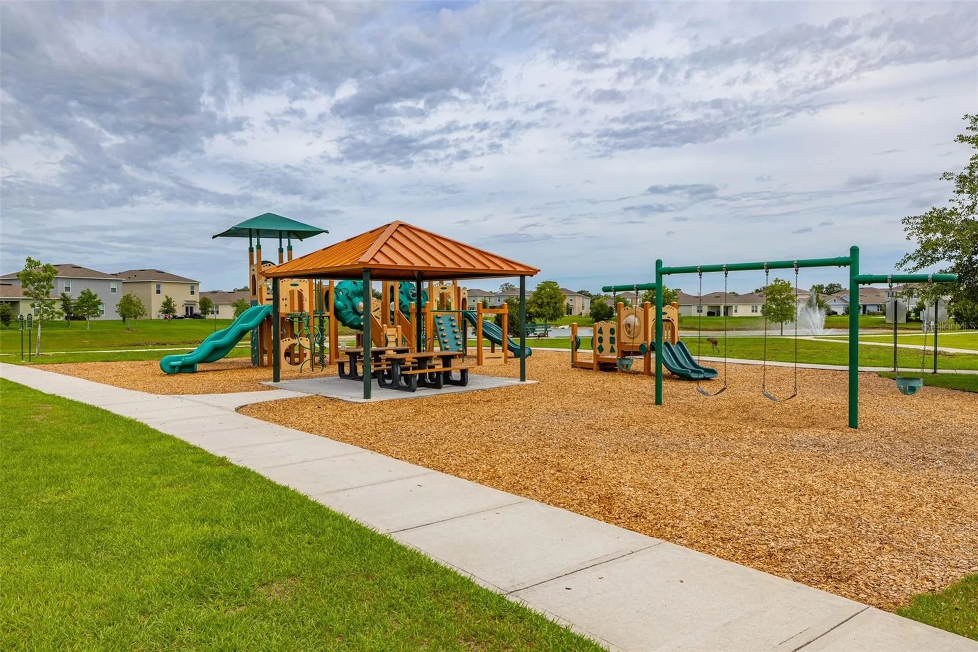 1273 Red Hill Road Davenport FL 33837