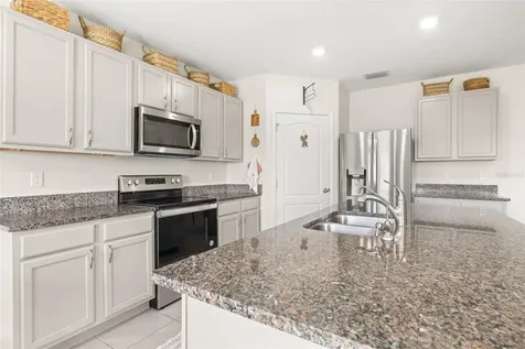 1273 Red Hill Road Davenport FL 33837