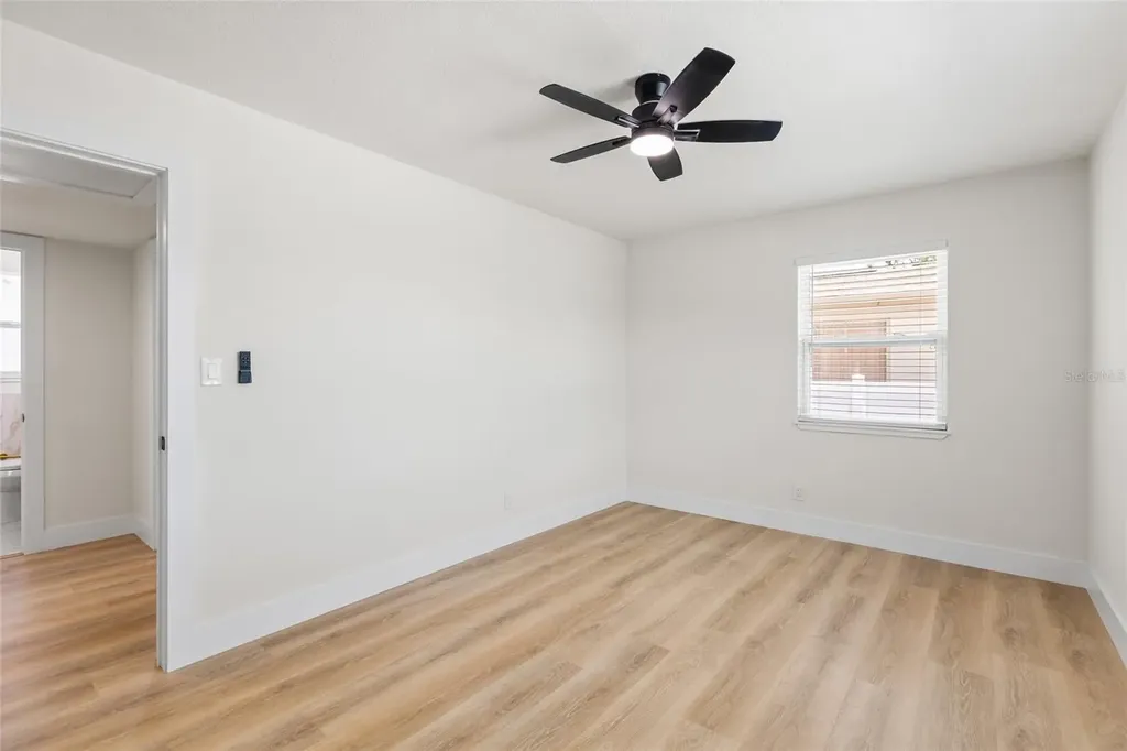 513 88th Avenue N St Petersburg FL 33702