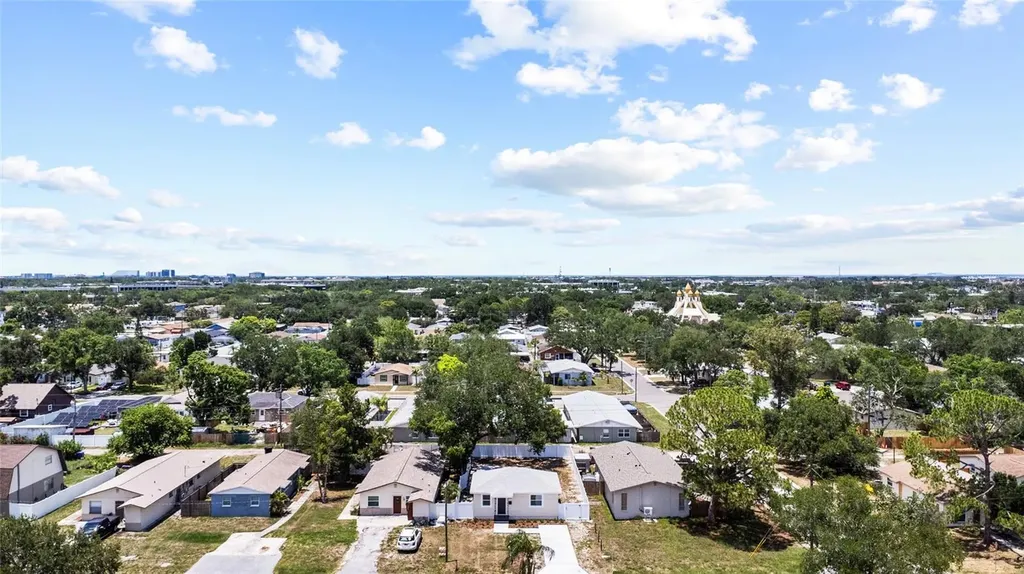 513 88th Avenue N St Petersburg FL 33702