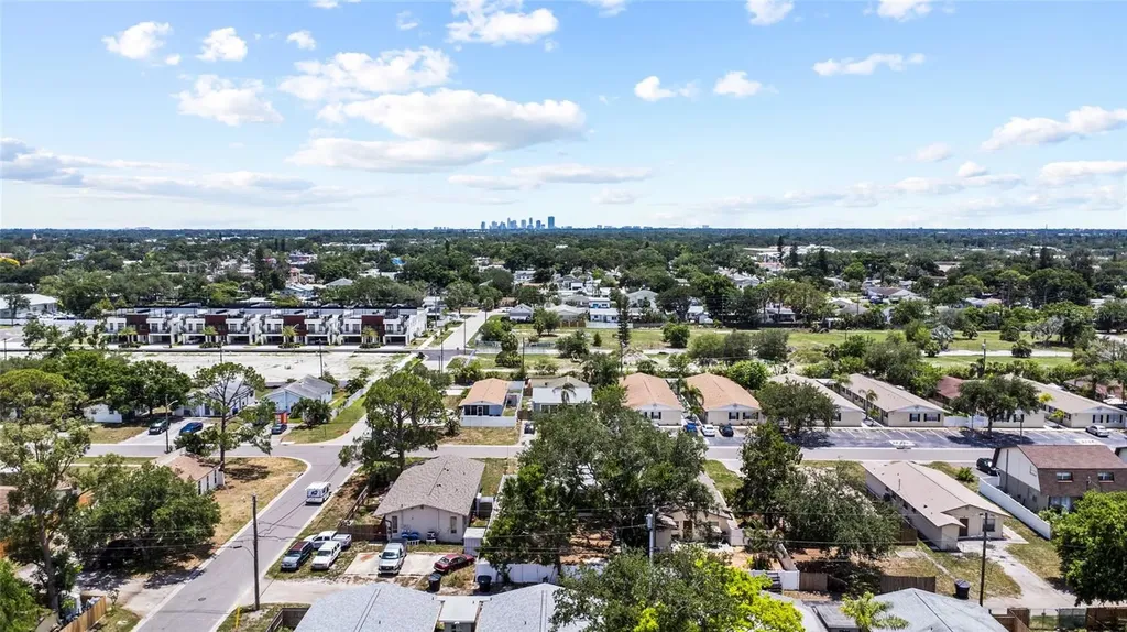 513 88th Avenue N St Petersburg FL 33702