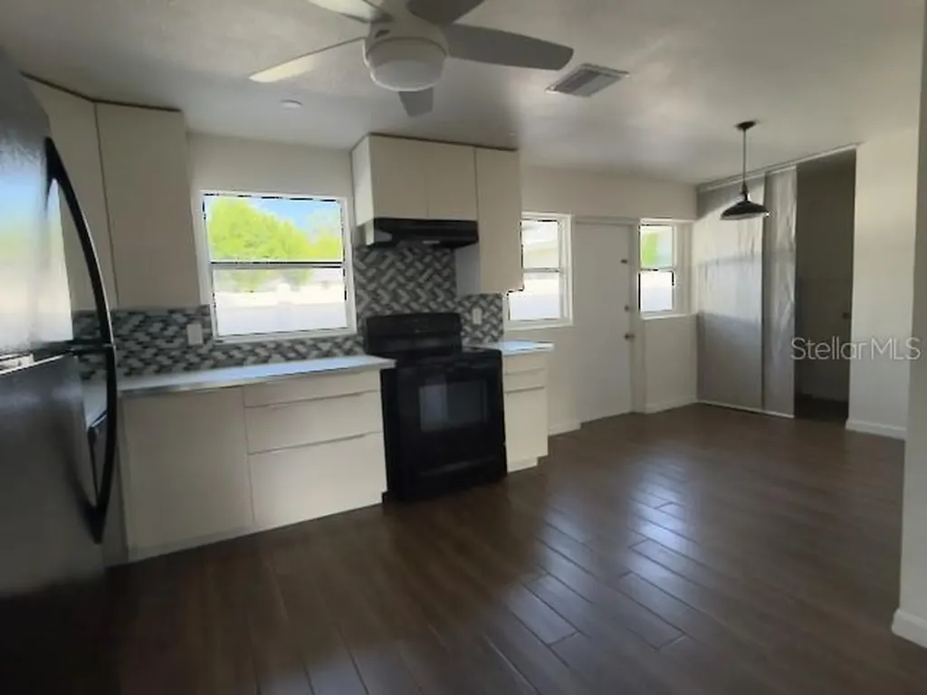 1173 Granada Street Clearwater FL 33755