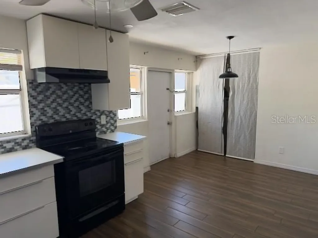 1173 Granada Street Clearwater FL 33755