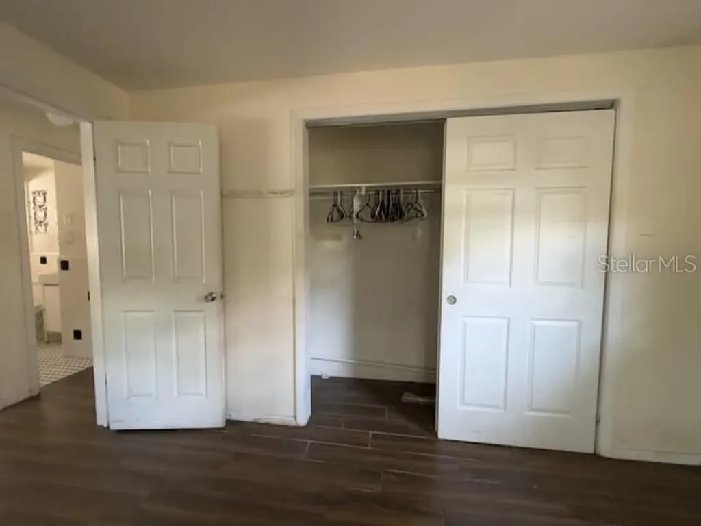 1173 Granada Street Clearwater FL 33755
