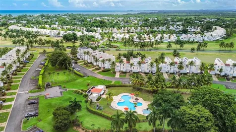 175 Villas De Golf Oeste Dorado PR 00646