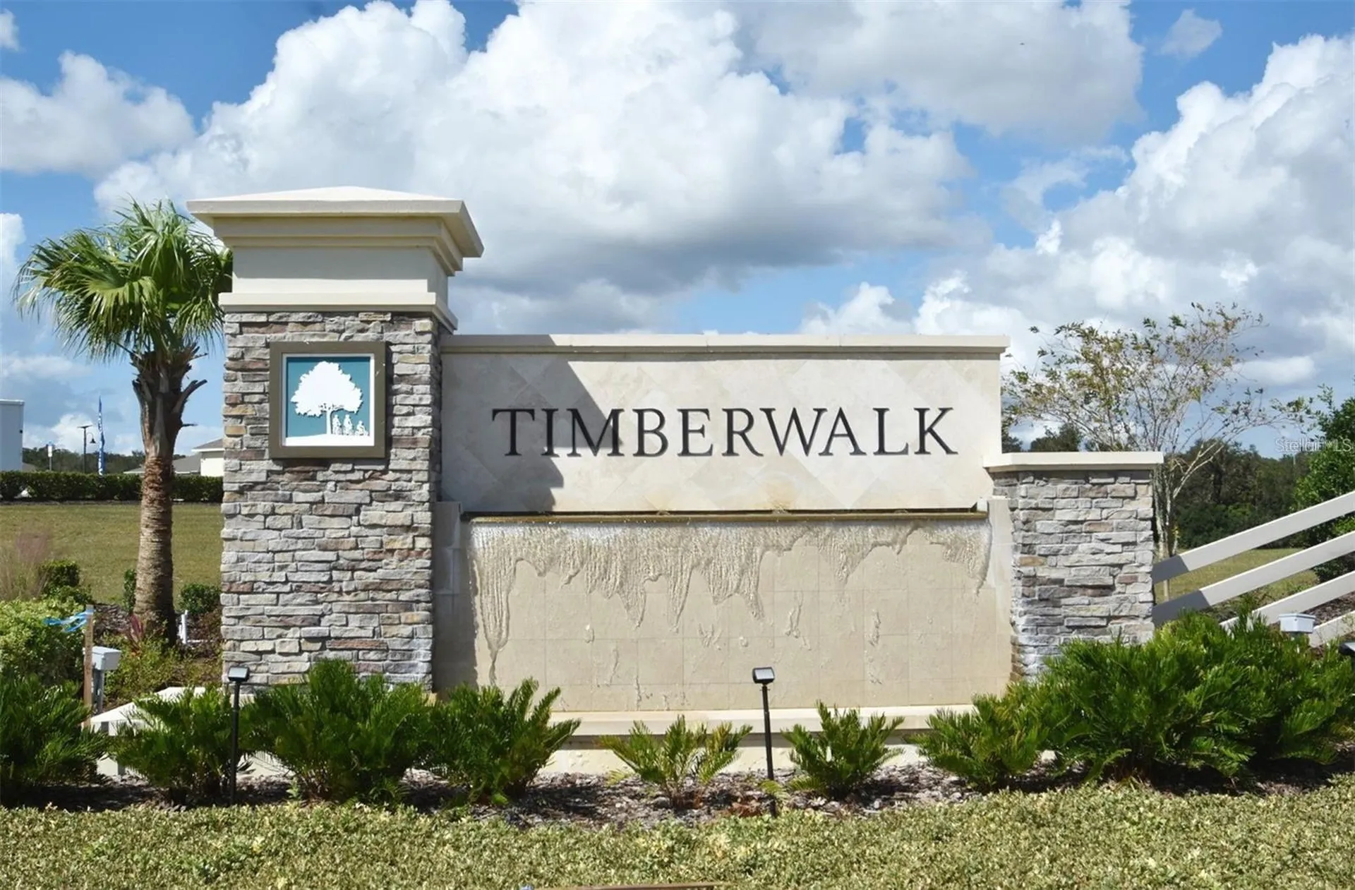 1237 Limbali Street Mount Dora FL 32757