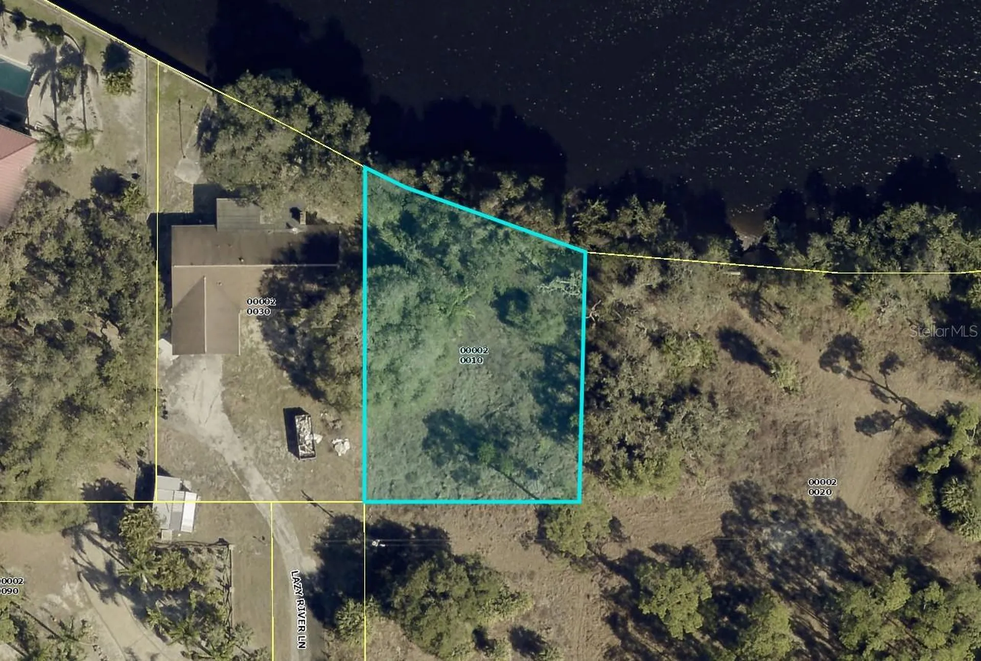 2330 & 2318 Lazy River Lane Fort Myers FL 33905