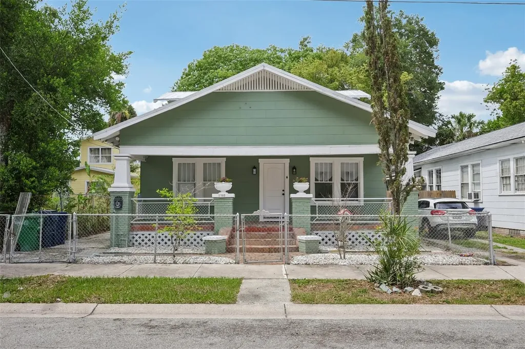 1305 E 17th Avenue Tampa FL 33605