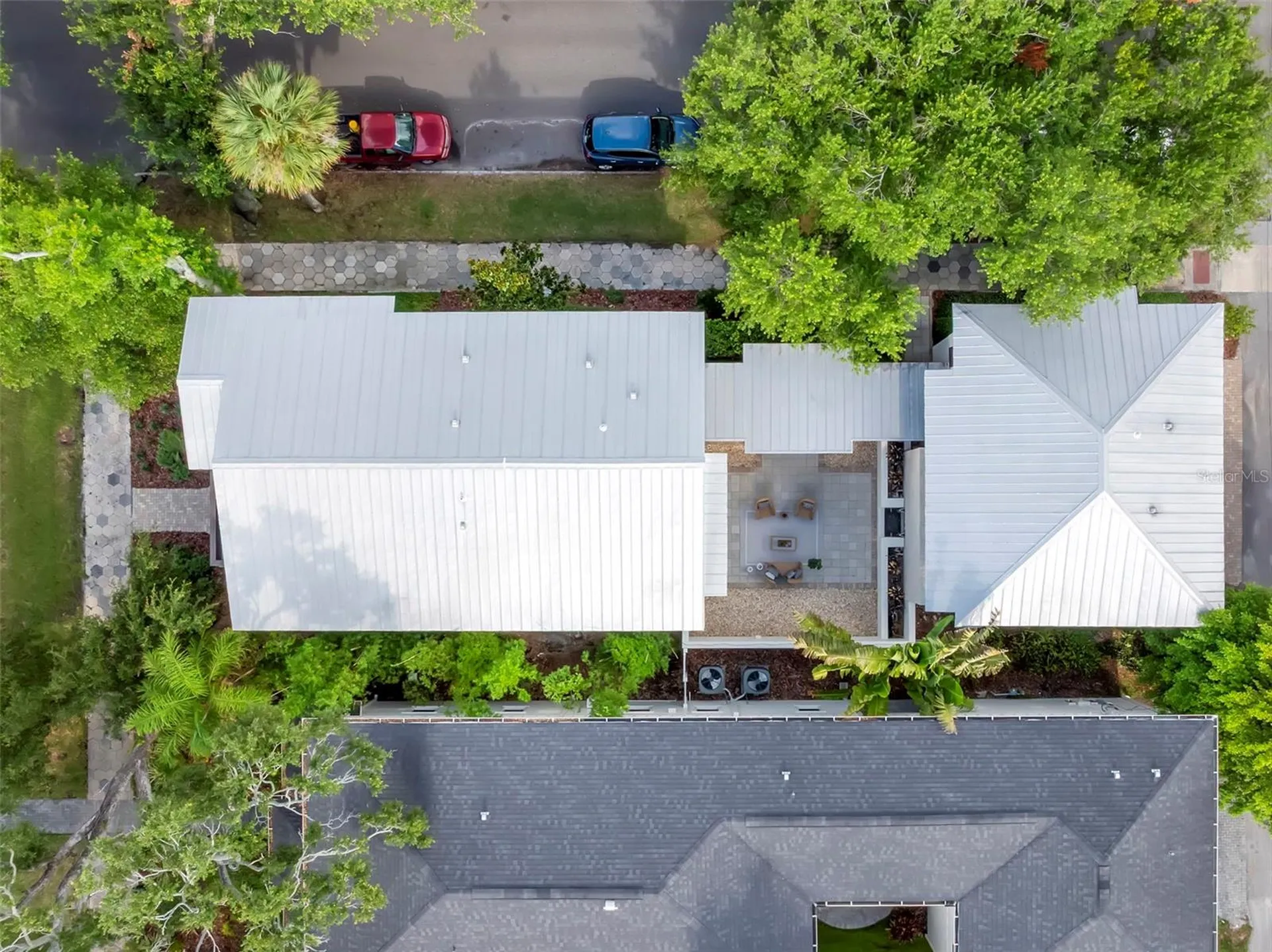 305 12th Avenue NE St Petersburg FL 33701