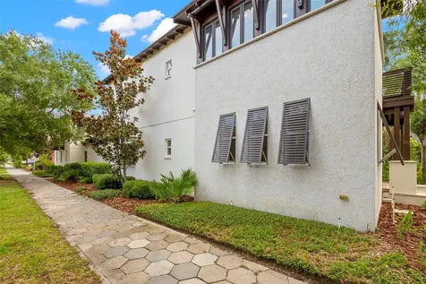 305 12th Avenue NE St Petersburg FL 33701