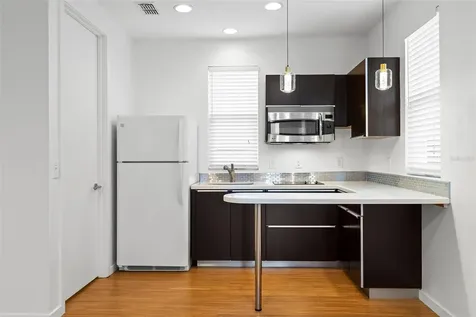 305 12th Avenue NE St Petersburg FL 33701