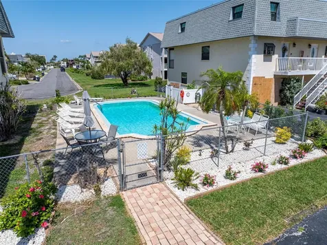 12485 2nd Street E Treasure Island FL 33706