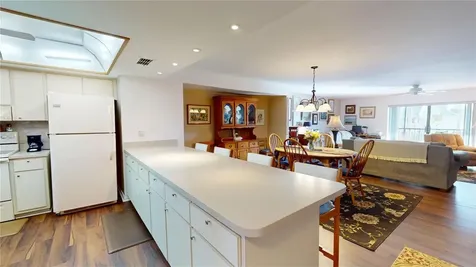 12485 2nd Street E Treasure Island FL 33706