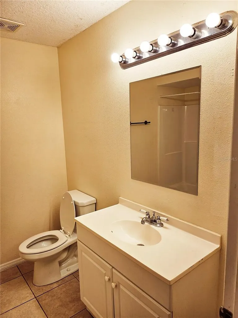 1916 Lake Atriums Circle Orlando FL 32839