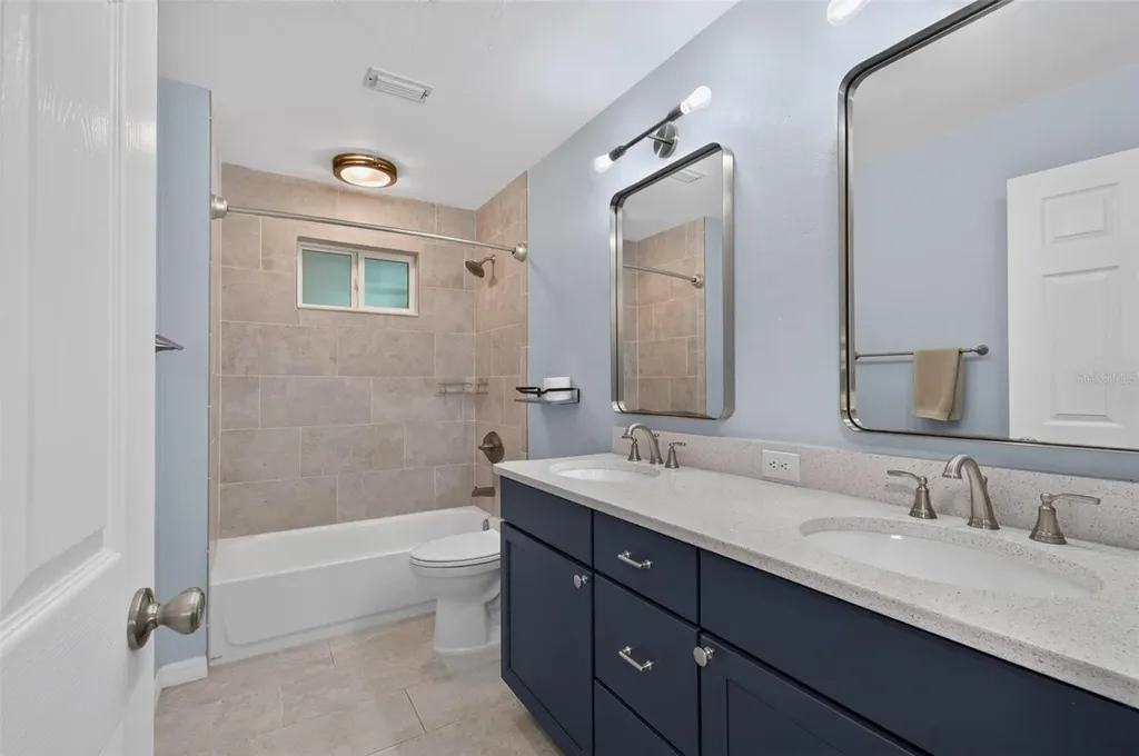 8215 SW 47th Road Gainesville FL 32608