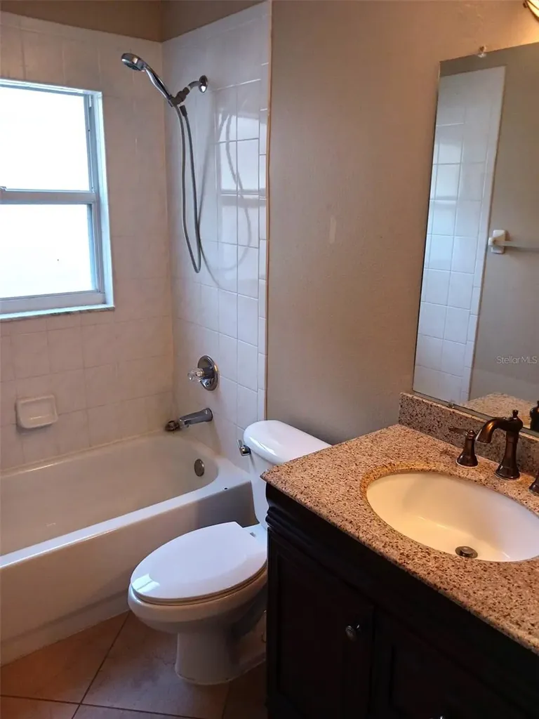 4617 Newbourne Way Valrico FL 33594