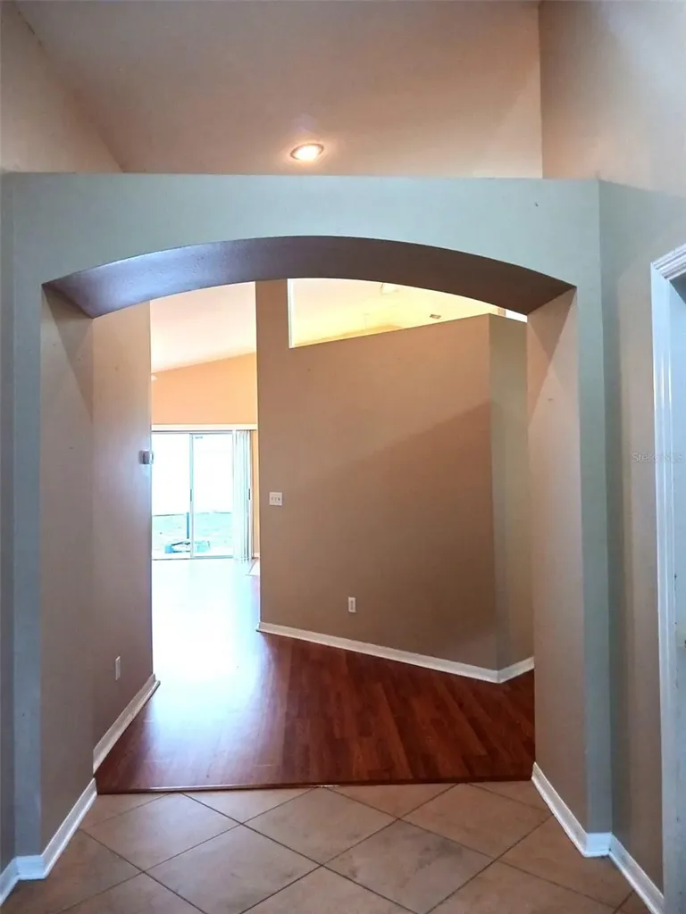 4617 Newbourne Way Valrico FL 33594