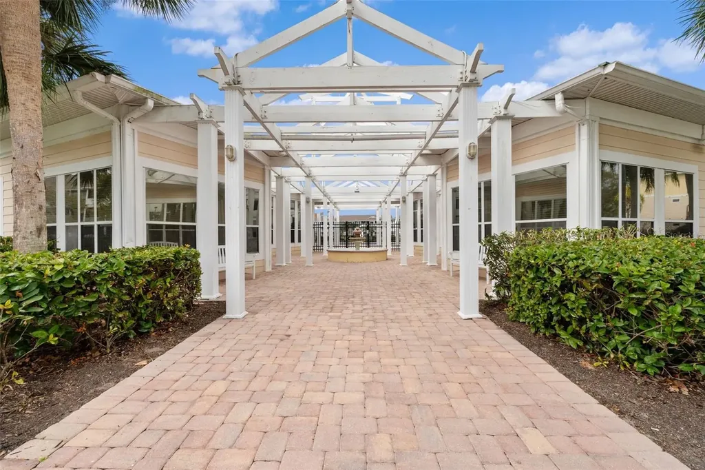 4802 51st Street W Bradenton FL 34210