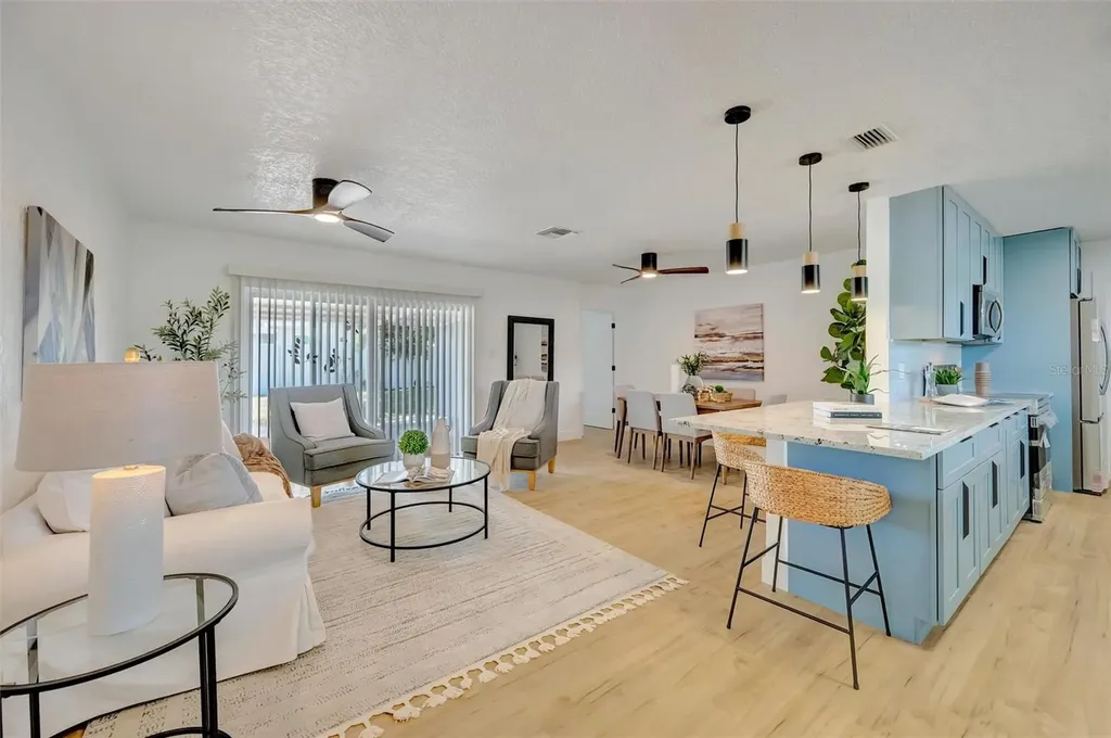 7454 Locust Street NE St Petersburg FL 33702