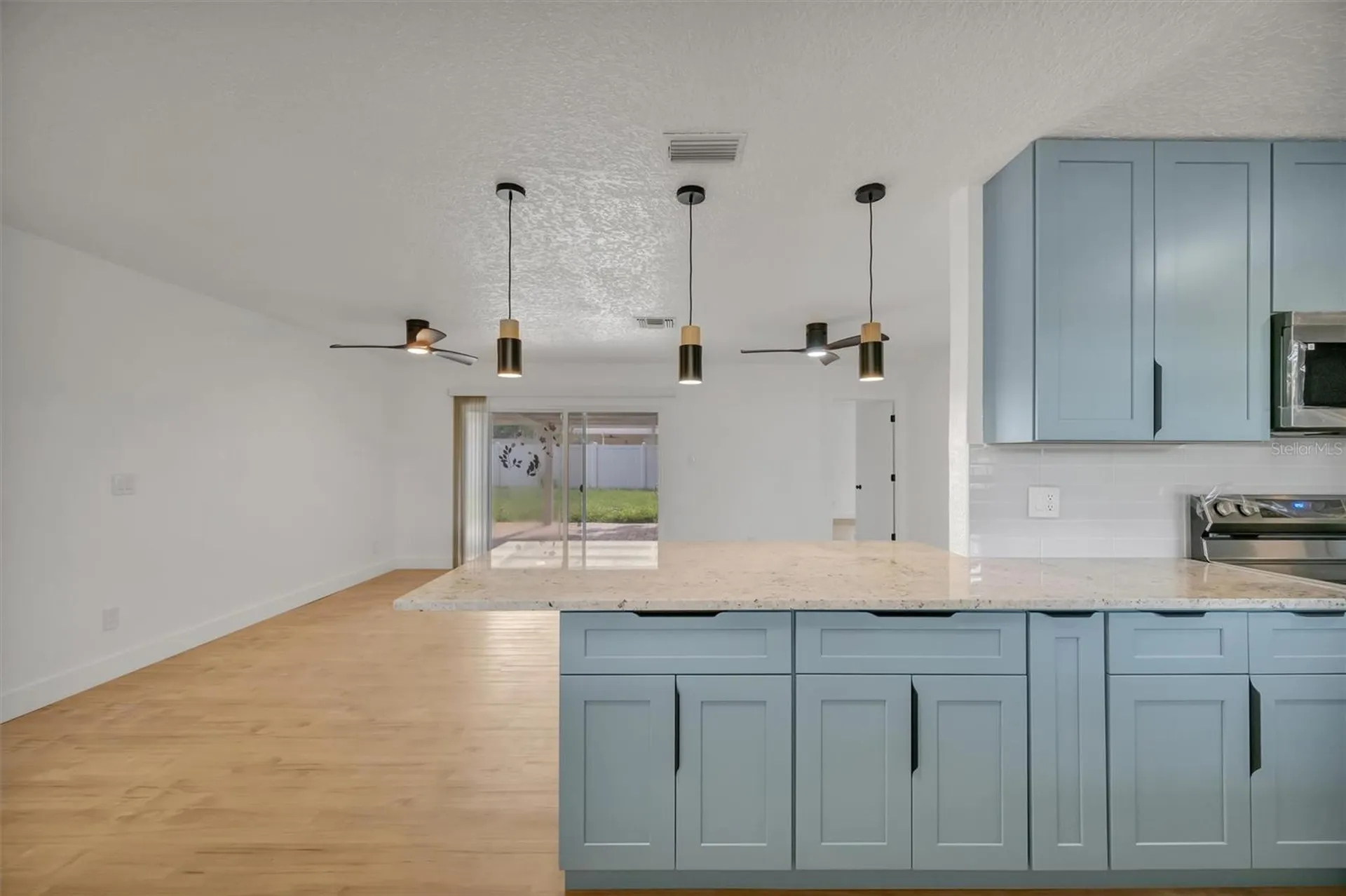 7454 Locust Street NE St Petersburg FL 33702