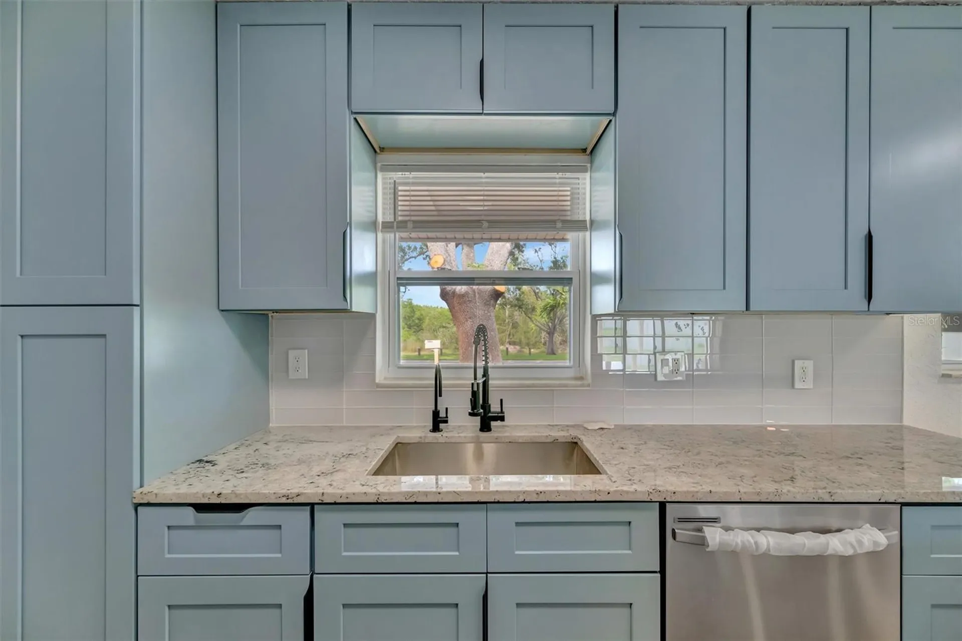 7454 Locust Street NE St Petersburg FL 33702