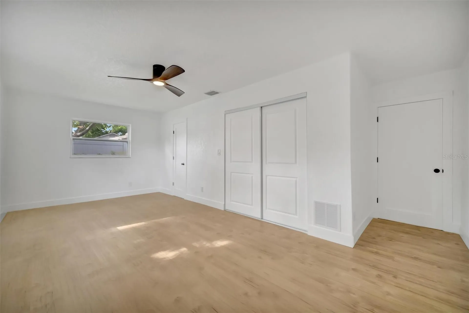 7454 Locust Street NE St Petersburg FL 33702