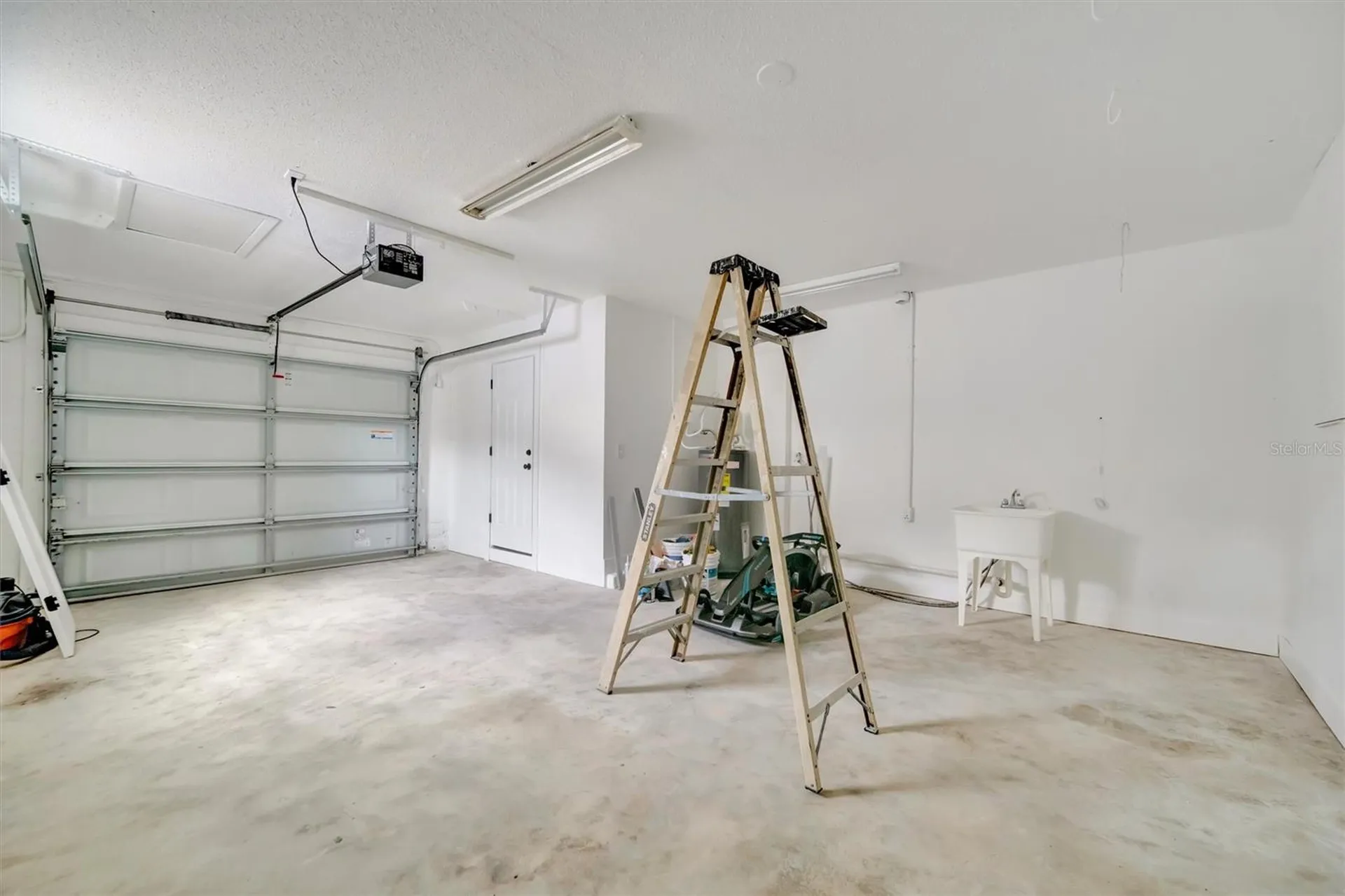 7454 Locust Street NE St Petersburg FL 33702