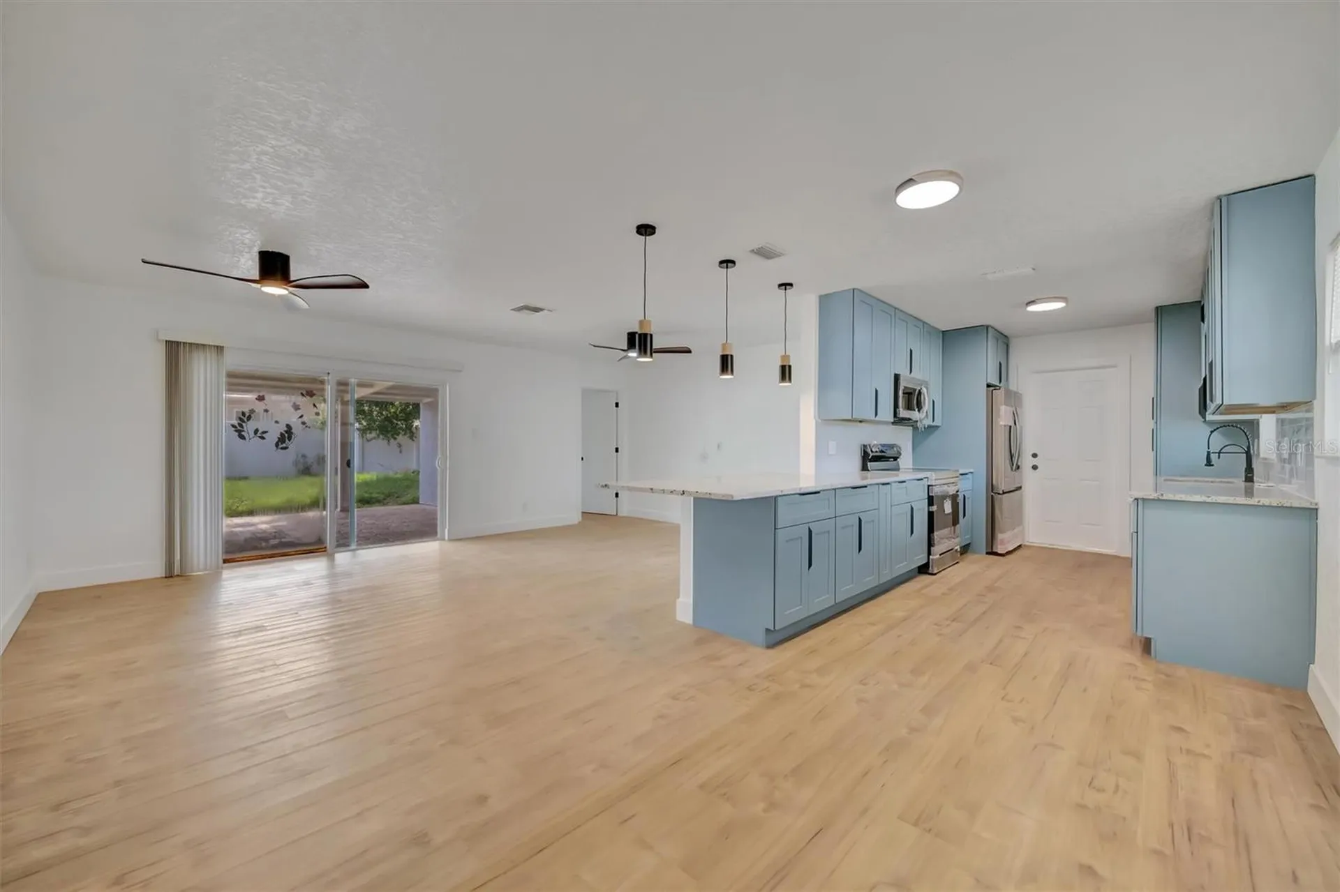 7454 Locust Street NE St Petersburg FL 33702