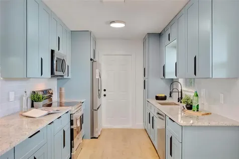 7454 Locust Street NE St Petersburg FL 33702