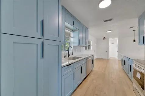 7454 Locust Street NE St Petersburg FL 33702