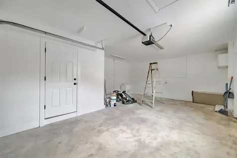 7454 Locust Street NE St Petersburg FL 33702
